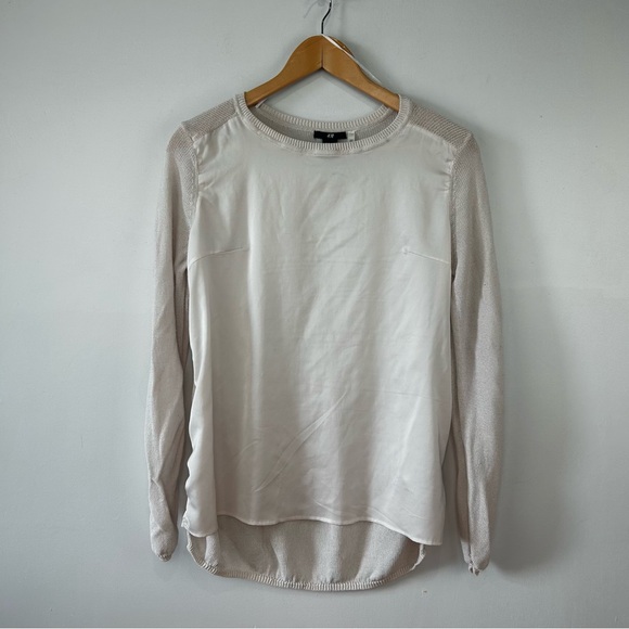 H&M silk front knitted pullover. - Picture 1 of 5